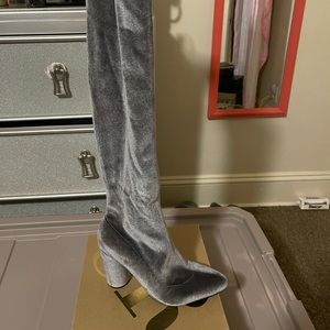 NWOT ,Gray ,Thigh high boots